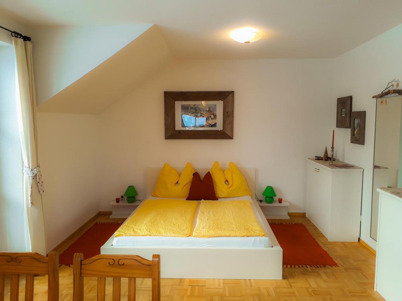 Ferienwohnung Nahe Fuschlsee, Hof Bei Salzburg Luaran gambar